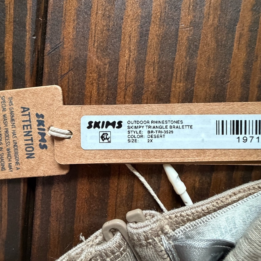 SKIMS Outdoor Rhinestone Triangle Bralette Desert NWT - Picture 6 of 6